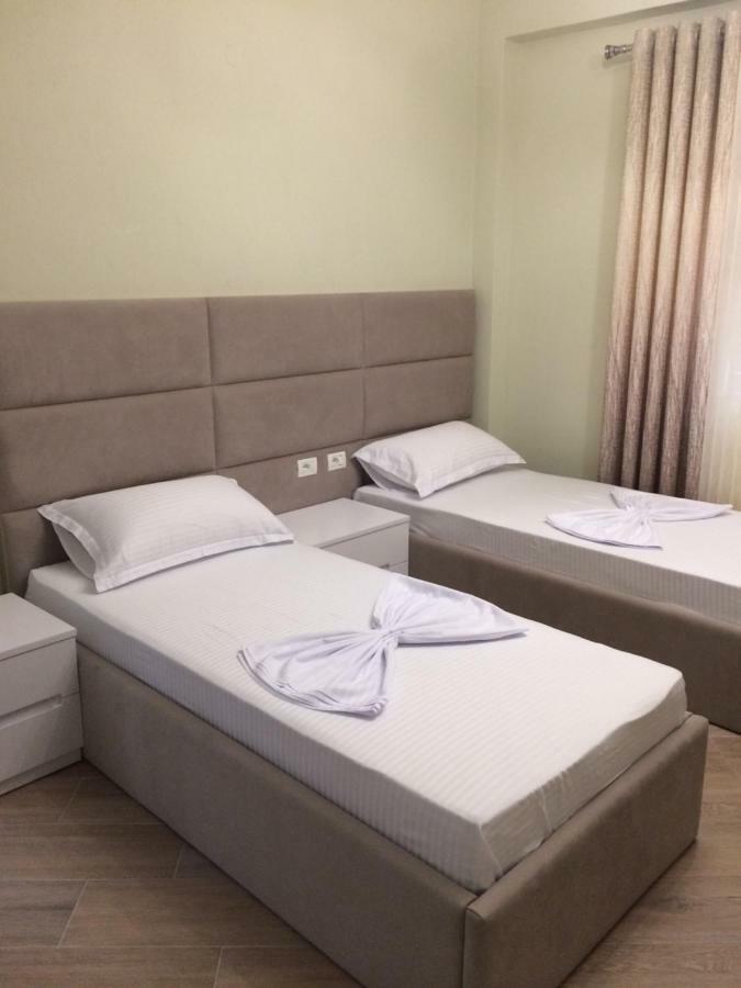 Merkaj Hotel Berat Buitenkant foto