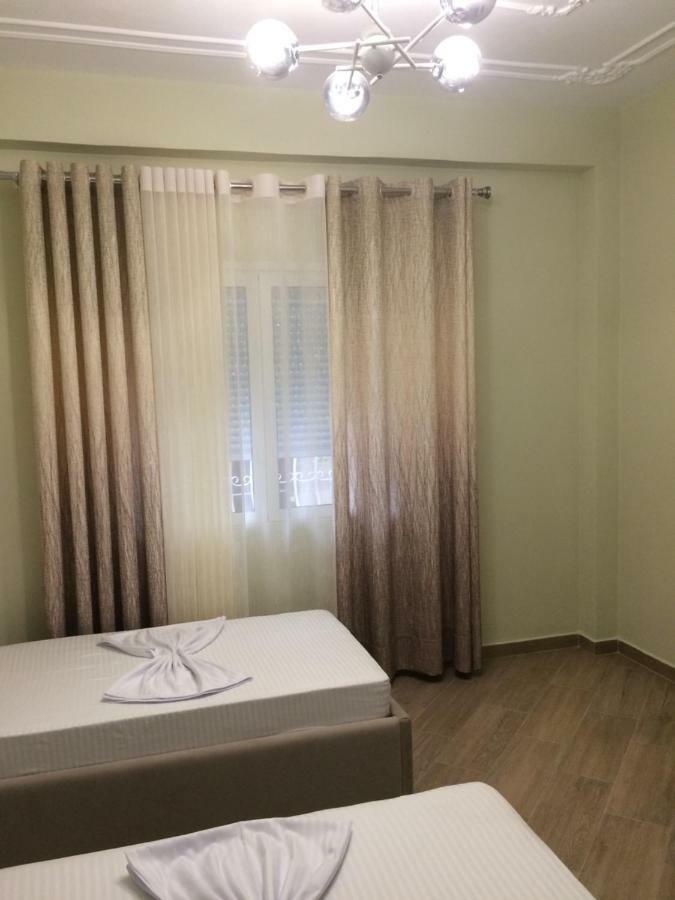 Merkaj Hotel Berat Buitenkant foto