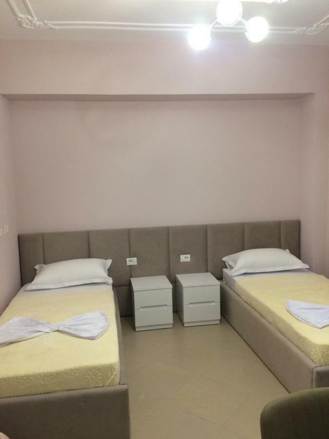 Merkaj Hotel Berat Buitenkant foto